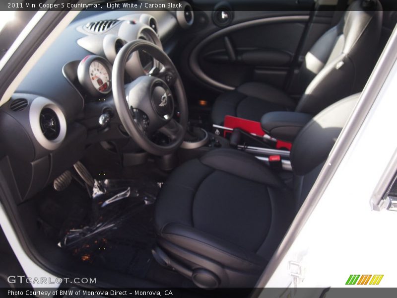 Light White / Carbon Black 2011 Mini Cooper S Countryman