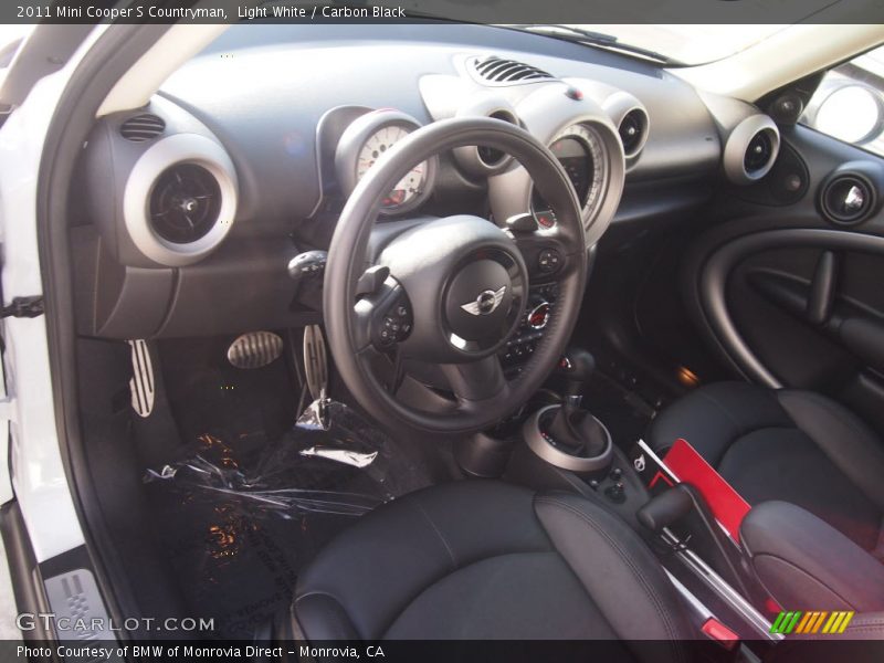 Light White / Carbon Black 2011 Mini Cooper S Countryman