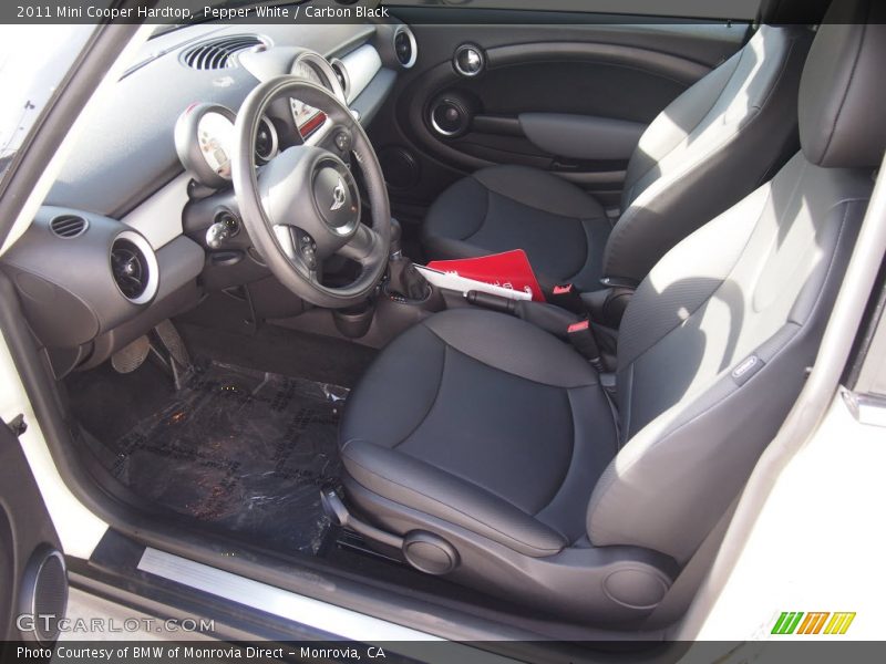 Pepper White / Carbon Black 2011 Mini Cooper Hardtop