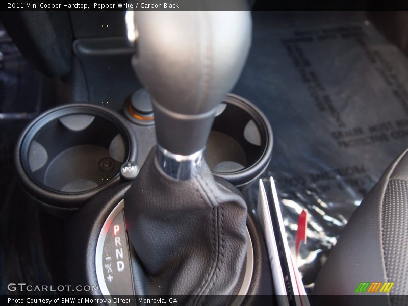 Pepper White / Carbon Black 2011 Mini Cooper Hardtop