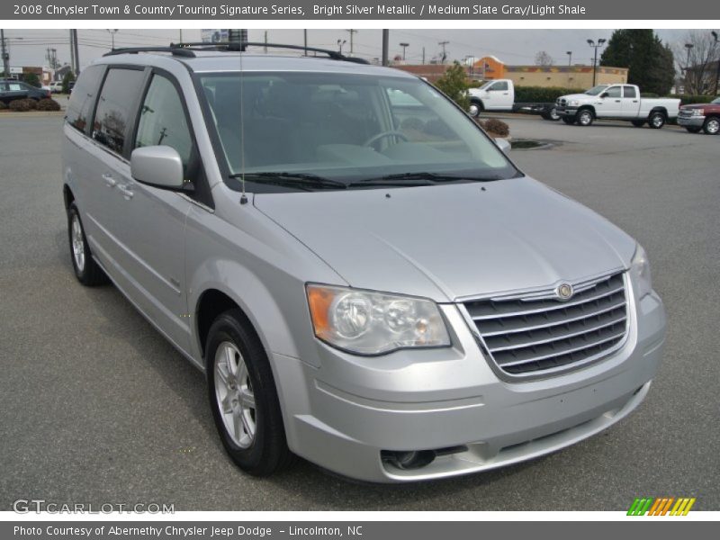 Bright Silver Metallic / Medium Slate Gray/Light Shale 2008 Chrysler Town & Country Touring Signature Series