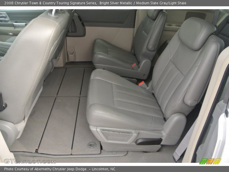 Bright Silver Metallic / Medium Slate Gray/Light Shale 2008 Chrysler Town & Country Touring Signature Series