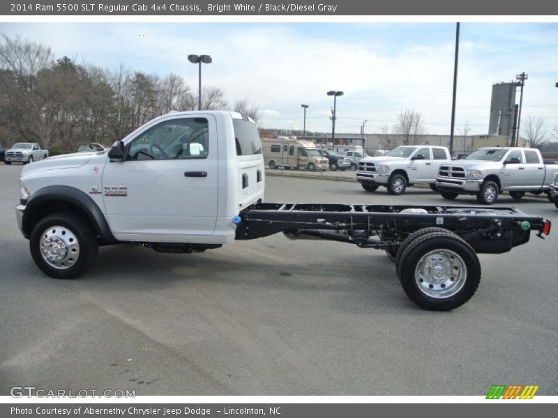  2014 5500 SLT Regular Cab 4x4 Chassis Bright White