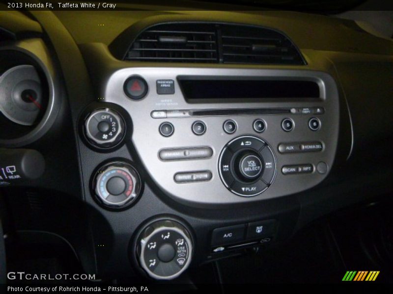 Taffeta White / Gray 2013 Honda Fit
