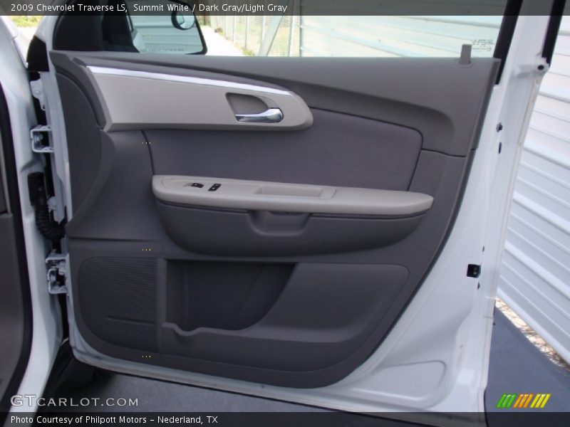 Summit White / Dark Gray/Light Gray 2009 Chevrolet Traverse LS