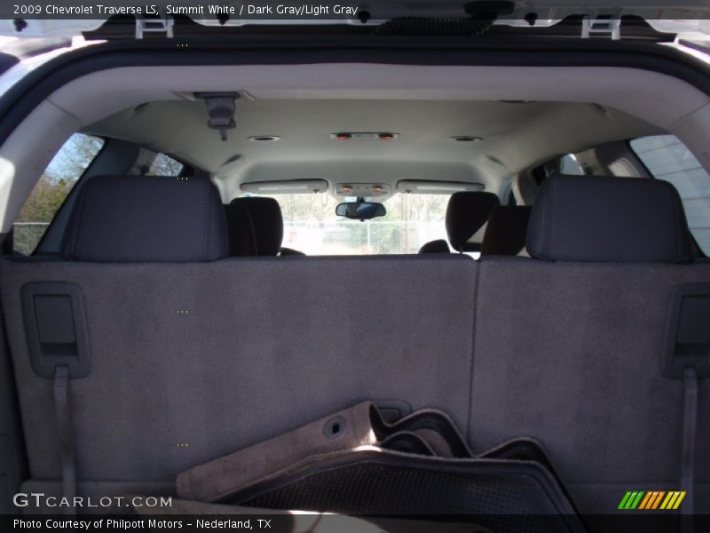 Summit White / Dark Gray/Light Gray 2009 Chevrolet Traverse LS