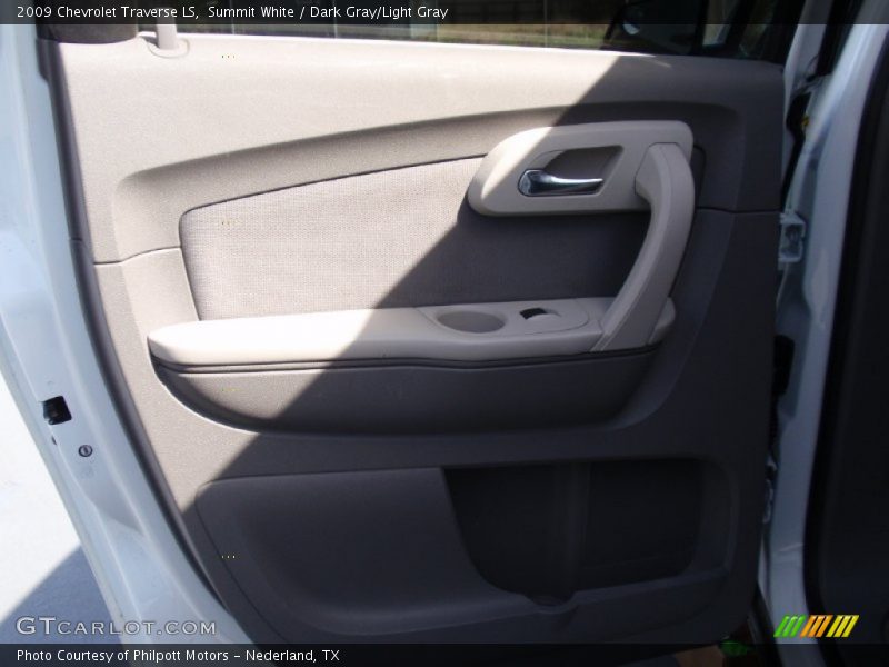 Summit White / Dark Gray/Light Gray 2009 Chevrolet Traverse LS