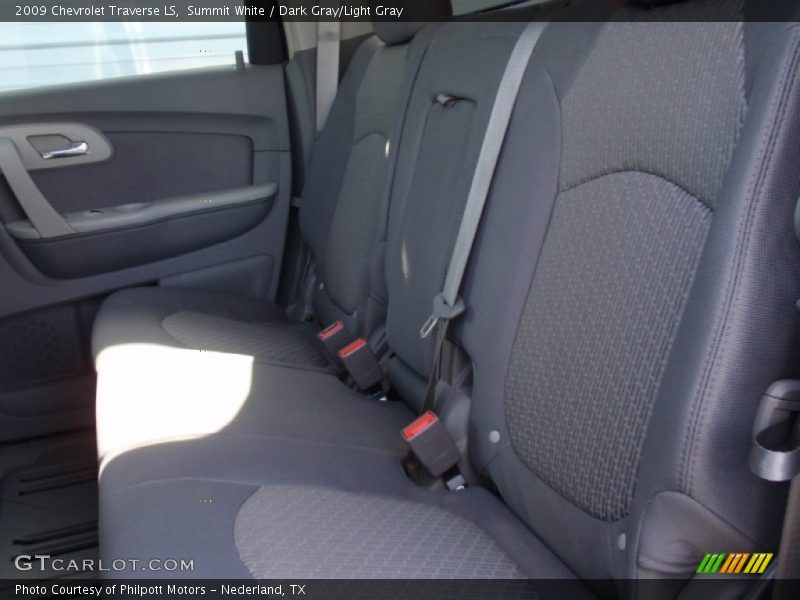 Summit White / Dark Gray/Light Gray 2009 Chevrolet Traverse LS