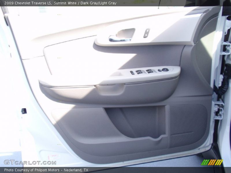 Summit White / Dark Gray/Light Gray 2009 Chevrolet Traverse LS