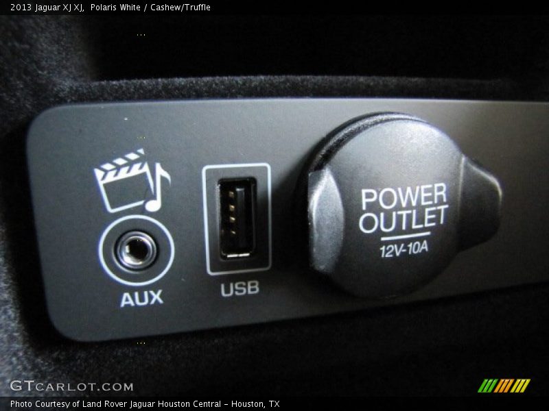 Polaris White / Cashew/Truffle 2013 Jaguar XJ XJ