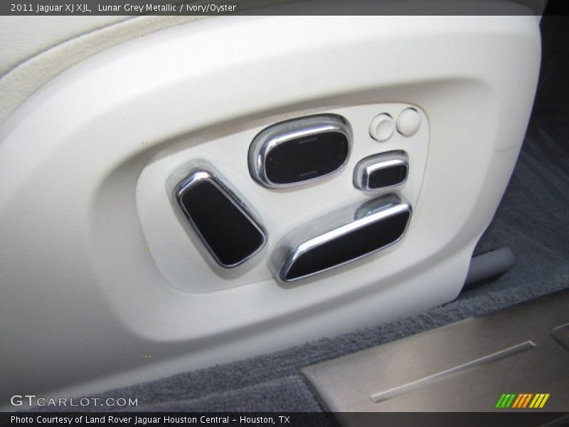 Lunar Grey Metallic / Ivory/Oyster 2011 Jaguar XJ XJL