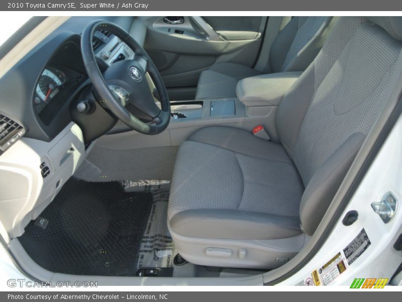 Super White / Ash Gray 2010 Toyota Camry SE