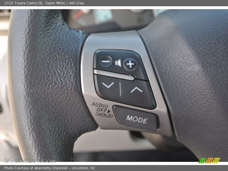 Super White / Ash Gray 2010 Toyota Camry SE