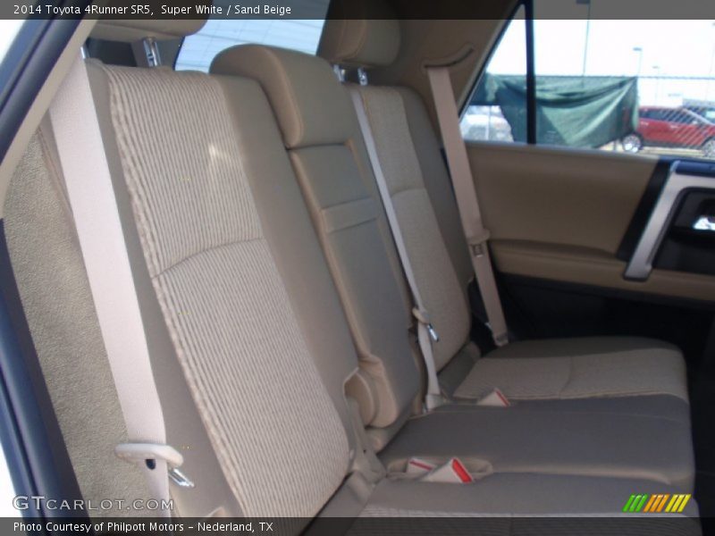 Super White / Sand Beige 2014 Toyota 4Runner SR5