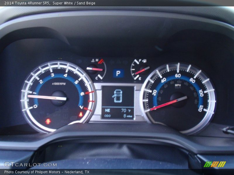 Super White / Sand Beige 2014 Toyota 4Runner SR5