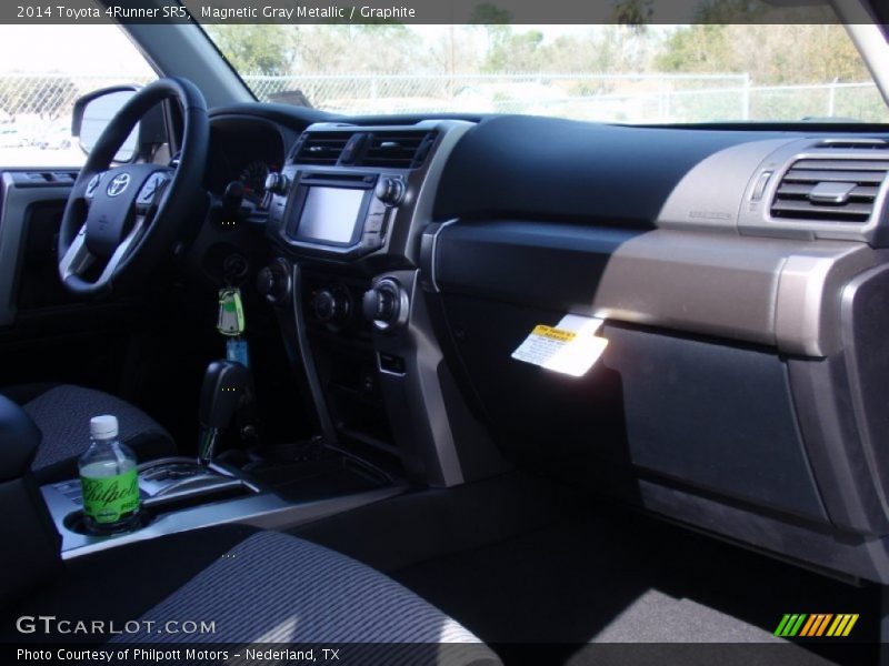 Magnetic Gray Metallic / Graphite 2014 Toyota 4Runner SR5