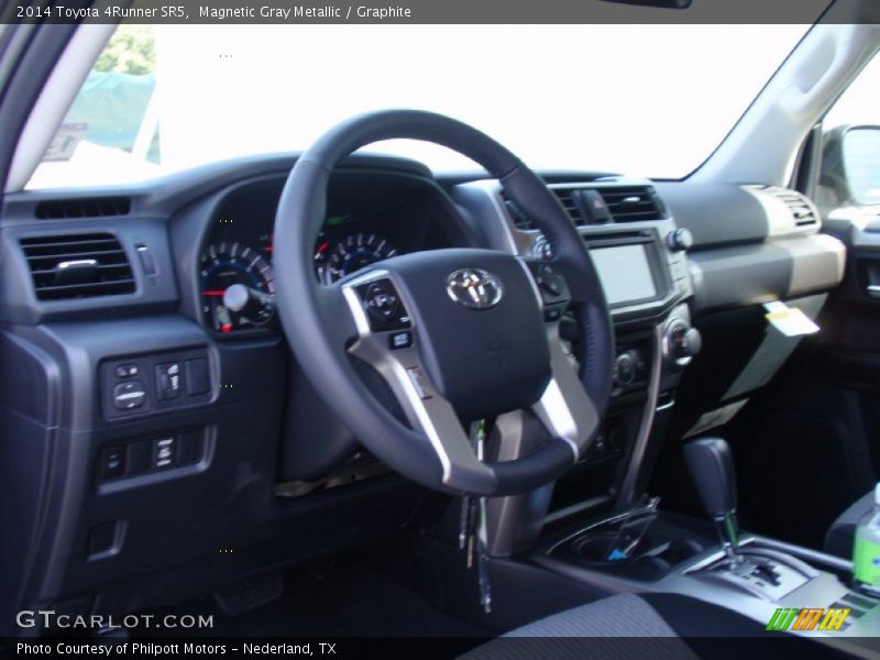 Magnetic Gray Metallic / Graphite 2014 Toyota 4Runner SR5