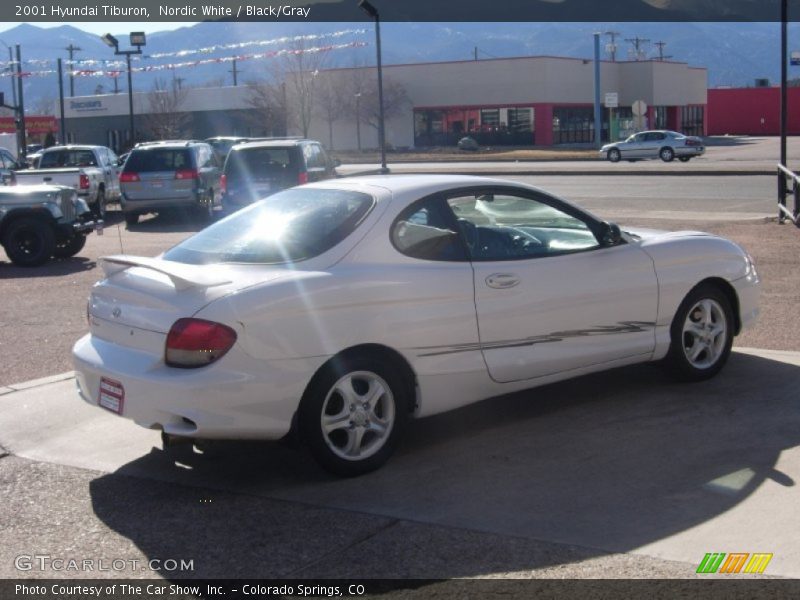 Nordic White / Black/Gray 2001 Hyundai Tiburon