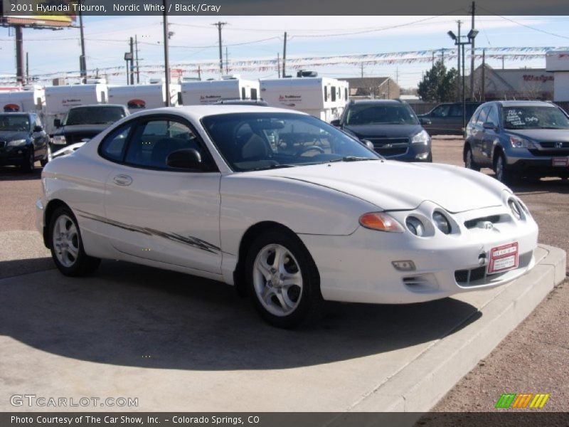 Nordic White / Black/Gray 2001 Hyundai Tiburon