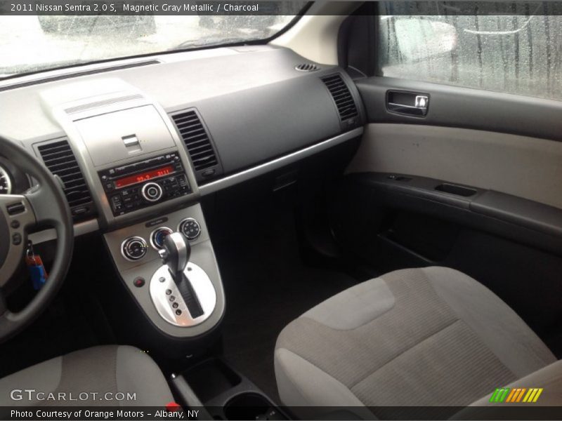 Magnetic Gray Metallic / Charcoal 2011 Nissan Sentra 2.0 S