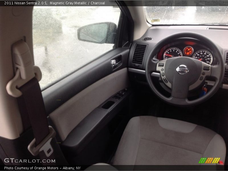 Magnetic Gray Metallic / Charcoal 2011 Nissan Sentra 2.0 S