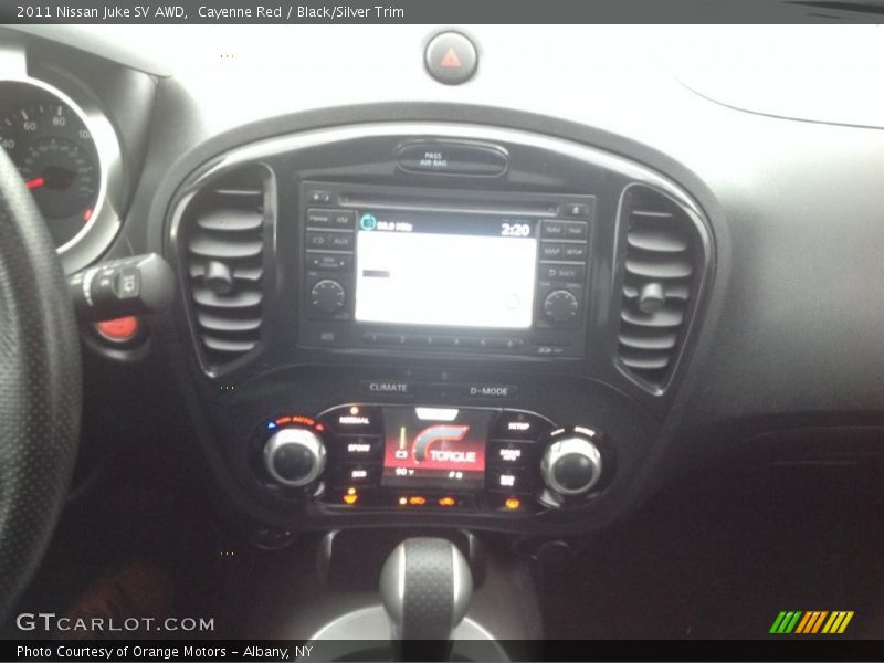 Cayenne Red / Black/Silver Trim 2011 Nissan Juke SV AWD