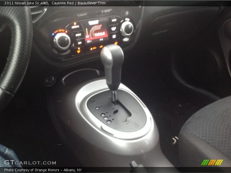 Cayenne Red / Black/Silver Trim 2011 Nissan Juke SV AWD