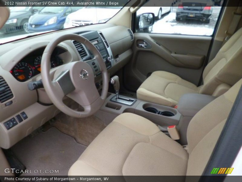 Avalanche White / Beige 2012 Nissan Frontier SV Crew Cab 4x4