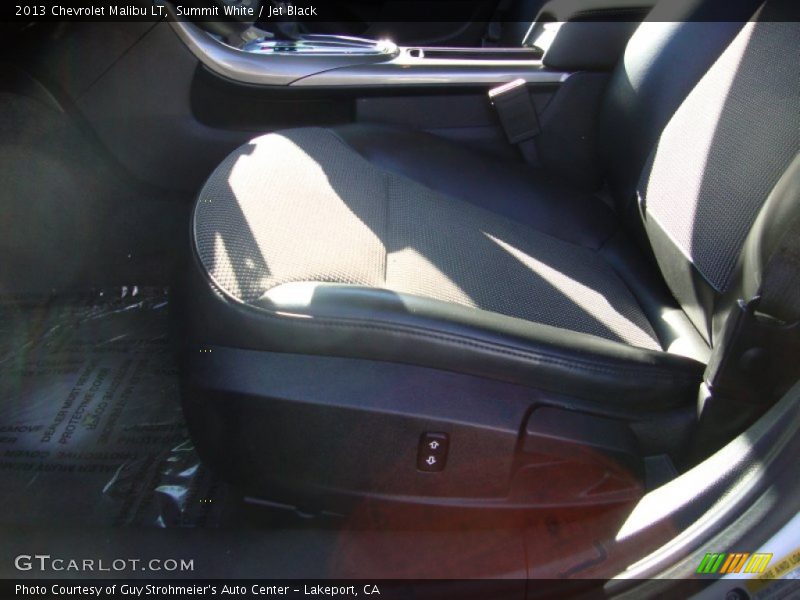 Summit White / Jet Black 2013 Chevrolet Malibu LT