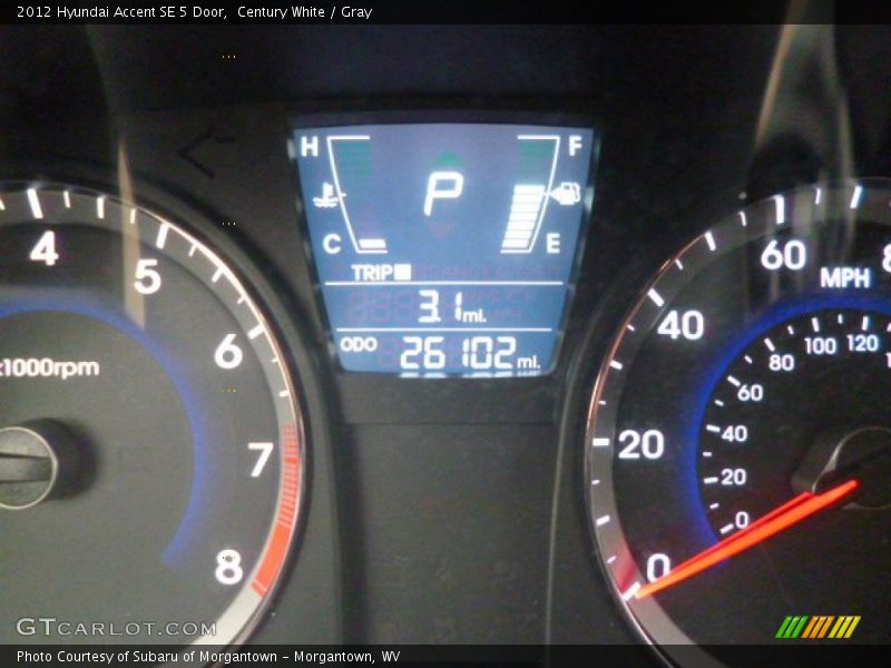Century White / Gray 2012 Hyundai Accent SE 5 Door