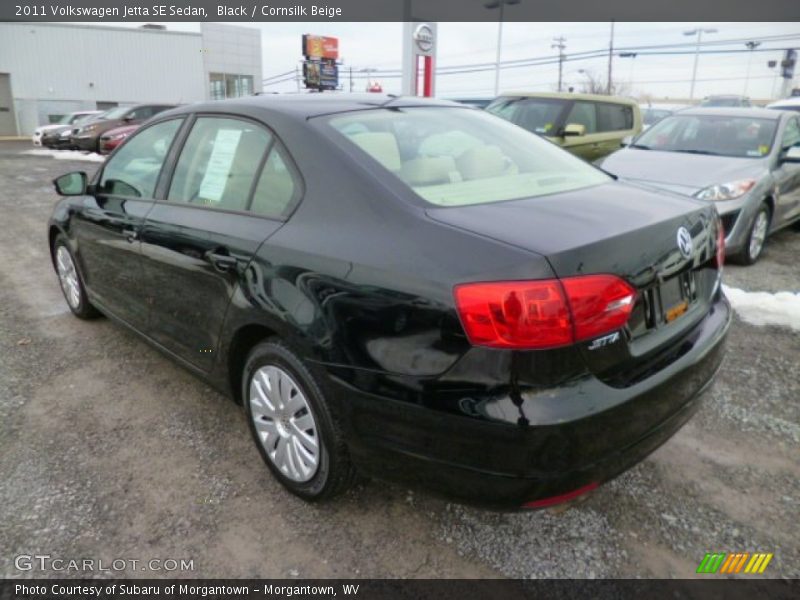 Black / Cornsilk Beige 2011 Volkswagen Jetta SE Sedan