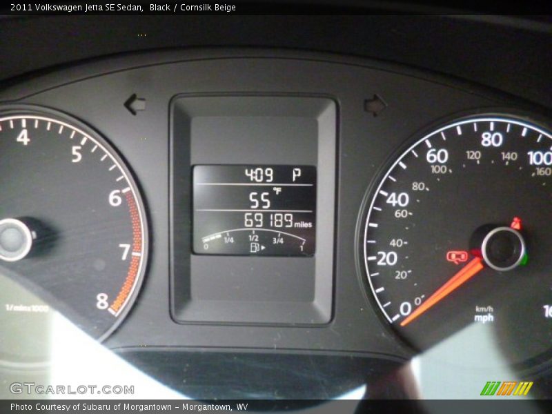 Black / Cornsilk Beige 2011 Volkswagen Jetta SE Sedan