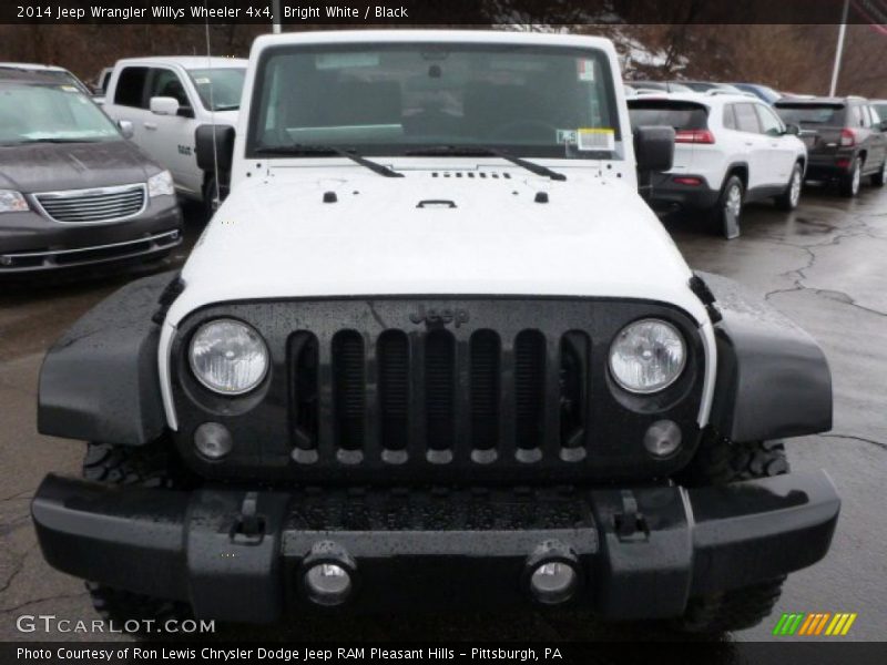 Bright White / Black 2014 Jeep Wrangler Willys Wheeler 4x4