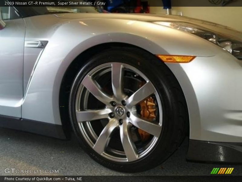 Super Silver Metallic / Gray 2009 Nissan GT-R Premium