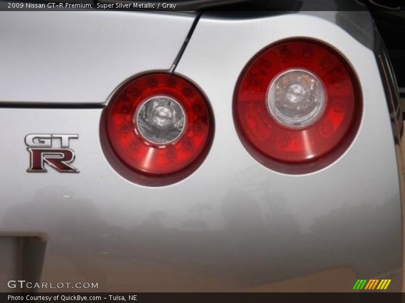 Super Silver Metallic / Gray 2009 Nissan GT-R Premium