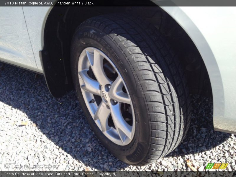 Phantom White / Black 2010 Nissan Rogue SL AWD