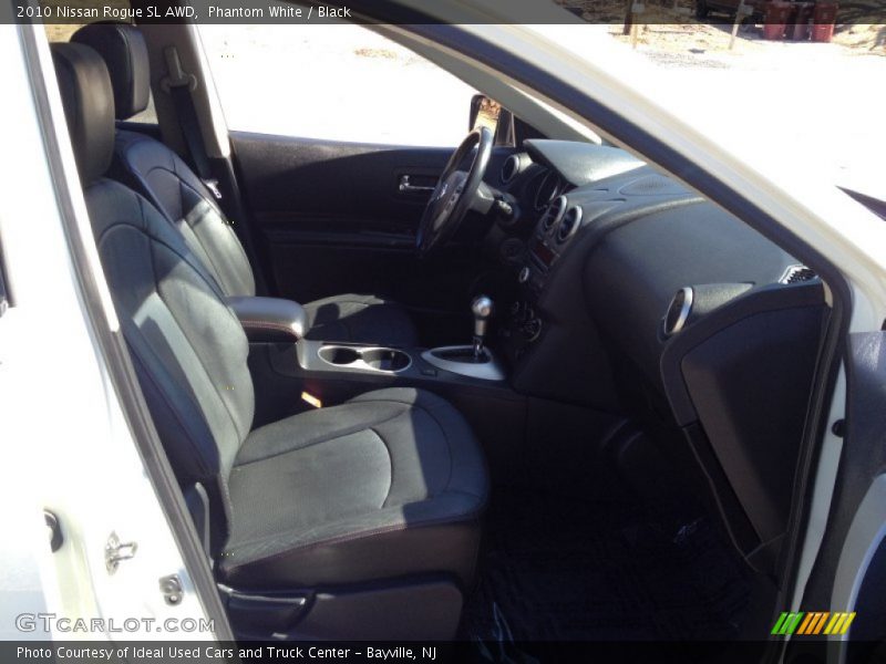 Phantom White / Black 2010 Nissan Rogue SL AWD