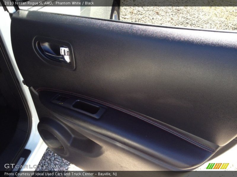 Phantom White / Black 2010 Nissan Rogue SL AWD