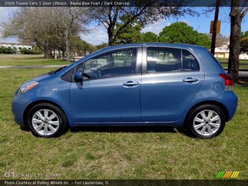 Bayou Blue Pearl / Dark Charcoal 2009 Toyota Yaris 5 Door Liftback