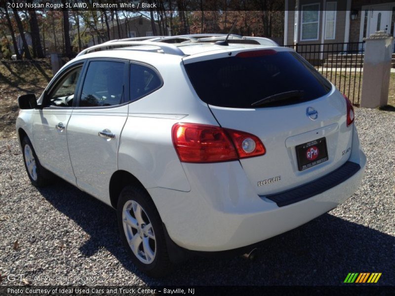 Phantom White / Black 2010 Nissan Rogue SL AWD