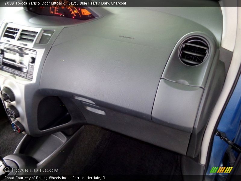 Bayou Blue Pearl / Dark Charcoal 2009 Toyota Yaris 5 Door Liftback