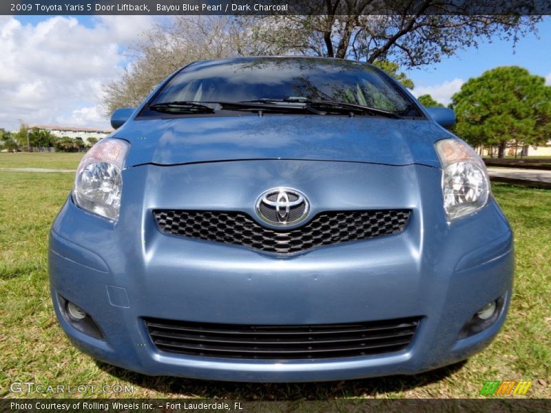 Bayou Blue Pearl / Dark Charcoal 2009 Toyota Yaris 5 Door Liftback
