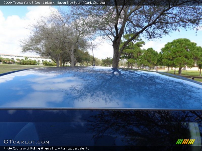 Bayou Blue Pearl / Dark Charcoal 2009 Toyota Yaris 5 Door Liftback