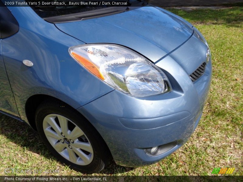 Bayou Blue Pearl / Dark Charcoal 2009 Toyota Yaris 5 Door Liftback