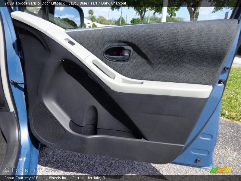 Bayou Blue Pearl / Dark Charcoal 2009 Toyota Yaris 5 Door Liftback