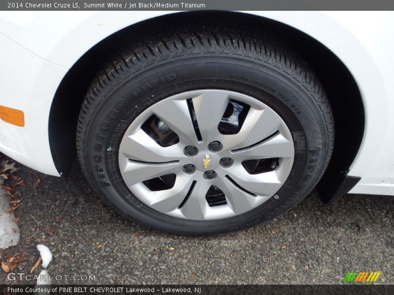 Summit White / Jet Black/Medium Titanium 2014 Chevrolet Cruze LS