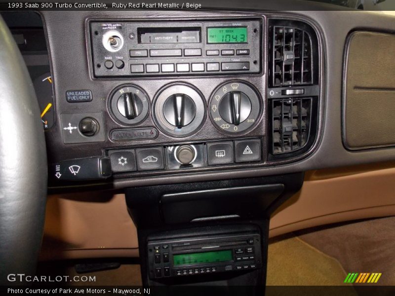 Controls of 1993 900 Turbo Convertible
