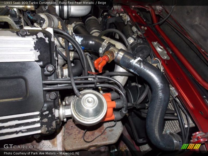  1993 900 Turbo Convertible Engine - 2.0 Liter Turbocharged DOHC 16-Valve 4 Cylinder