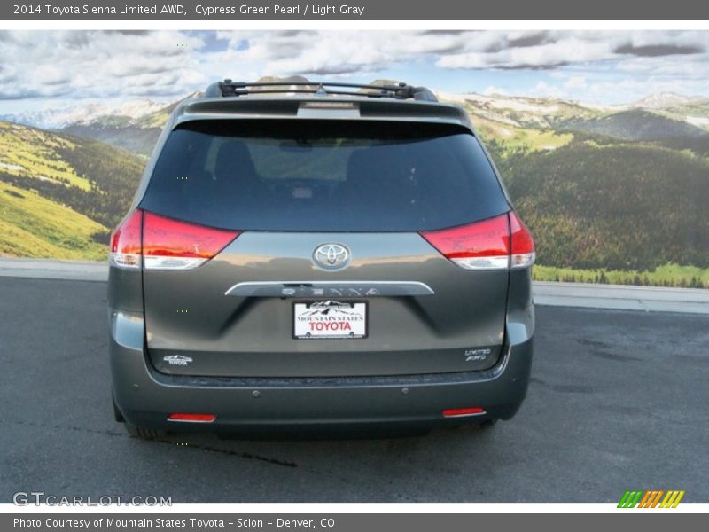 Cypress Green Pearl / Light Gray 2014 Toyota Sienna Limited AWD