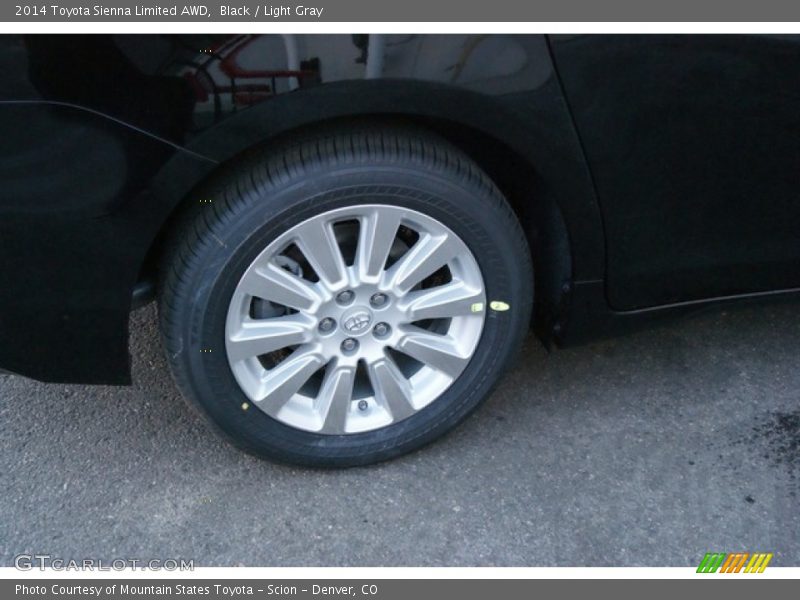 Black / Light Gray 2014 Toyota Sienna Limited AWD